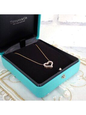 Tiffany & Co Sentimental Heart Necklace Gold Diamond